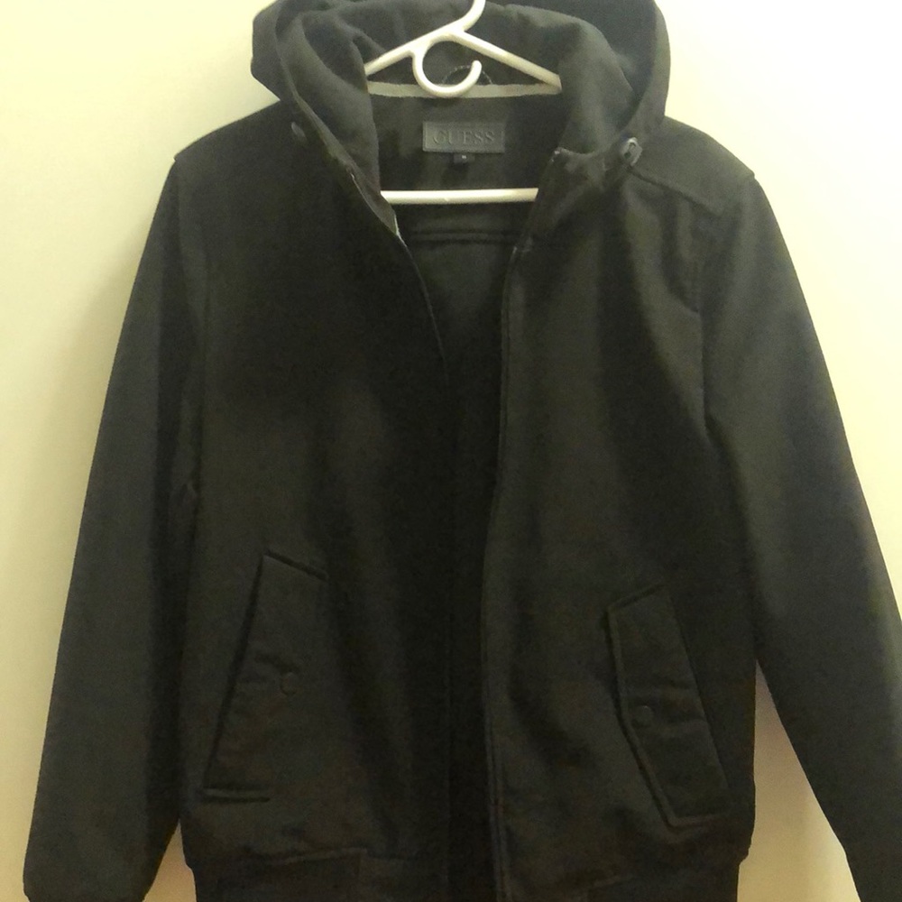 🥳🎉🎊one day sale Guess men’s bomber jacket🥳🎉🎊